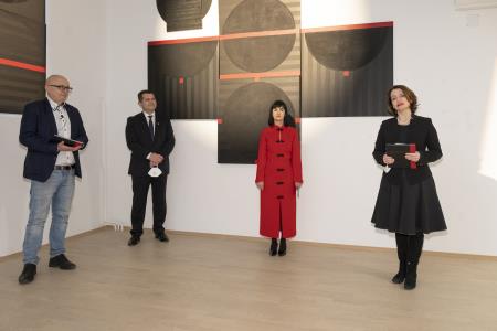 56  C.Hojnik-Vern.2_2021